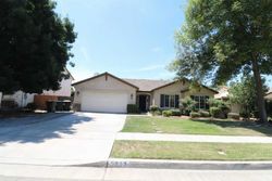 Short-sale in  E OAK AVE Visalia, CA 93292