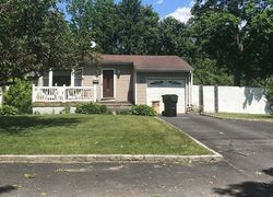 Short-sale in  CHAPMAN PL Bay Shore, NY 11706