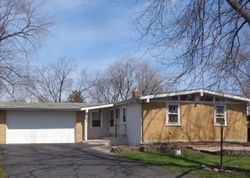 Short-sale Listing in HAWTHORNE AVE BENSENVILLE, IL 60106