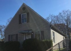 Short-sale in  ALBA AVE Bridgeport, CT 06606