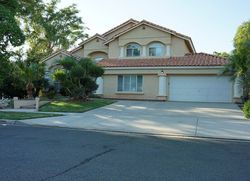 Short-sale in  VIA PARAISO CIR Corona, CA 92882