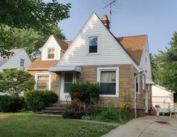 Short-sale Listing in E 210TH ST EUCLID, OH 44123