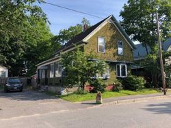 Short-sale Listing in DENNISON ST AUBURN, ME 04210