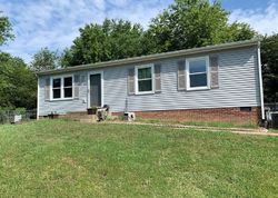 Short-sale in  OAKDALE CT Locust Grove, VA 22508