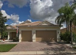 Short-sale Listing in NEW HOPE CT WEST PALM BEACH, FL 33411