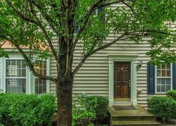 Short-sale Listing in MORNING WALK DR HAGERSTOWN, MD 21740