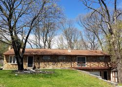 Short-sale in  LAURIE LN Enola, PA 17025