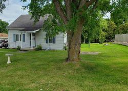 Short-sale in  S HARDING ST Gillett, WI 54124