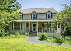 Short-sale in  SPICEBUSH CIR Litchfield, NH 03052