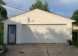 Short-sale in  S 11TH ST Marion, IA 52302