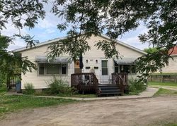 Short-sale in  S 11TH ST Marion, IA 52302