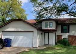 Short-sale in  BIRKEMEIER DR Florissant, MO 63034