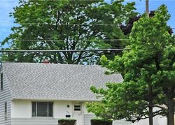 Short-sale in  E 38TH ST Erie, PA 16510