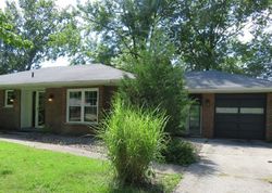 Short-sale in  MORKEL DR Godfrey, IL 62035