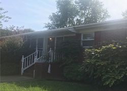 Short-sale in  LATHAM DR Newport News, VA 23601