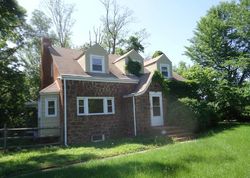 Short-sale in  SENECA RD Great Falls, VA 22066