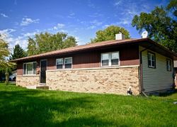 Short-sale in  GIDEON AVE Zion, IL 60099