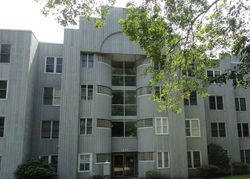 Short-sale Listing in LE PARC DR APT 3 WILMINGTON, DE 19809