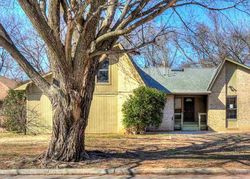 Short-sale in  NE KINGSBRIAR DR Lawton, OK 73507