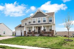 Short-sale Listing in CORIANDER LN MANCHESTER, PA 17345