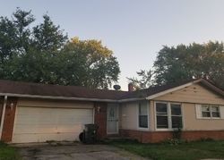 Short-sale in  OAK CT Hazel Crest, IL 60429