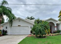 Short-sale in  BLUE LAKE CIR Punta Gorda, FL 33983