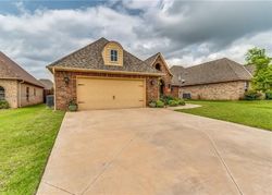 Short-sale in  SW OAKLEY Lawton, OK 73505