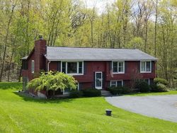 Short-sale in  CREEPER HILL RD North Grafton, MA 01536