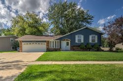 Short-sale in  SHEFFIELD DR Elgin, IL 60123