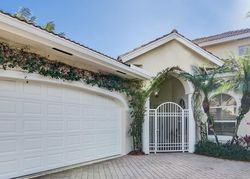  Twin Oaks Way, West Palm Beach FL