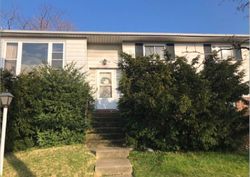 Short-sale Listing in WANTAGH AVE WANTAGH, NY 11793