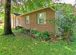 Short-sale in  LEHIGH LN Imperial, MO 63052