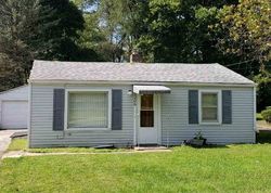 Short-sale Listing in ELINORE AVE ROCKFORD, IL 61101