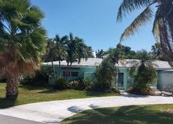 Short-sale in  NE 39TH ST Fort Lauderdale, FL 33334