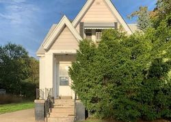 Short-sale in  WOODHALL ST Detroit, MI 48224