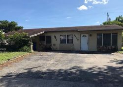 Short-sale in  SW 15TH CT Pompano Beach, FL 33068