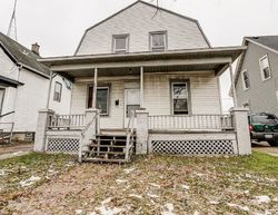 Short-sale in  RACINE ST Racine, WI 53403