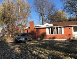 Short-sale Listing in N TRACY AVE KANSAS CITY, MO 64118