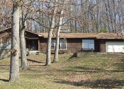 Short-sale in  WINDSOR FOREST DR Louisville, KY 40272