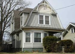 Short-sale in  W 2ND ST Waterloo, IA 50701