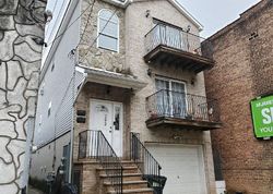 Short-sale in  CLINTON PL Newark, NJ 07112