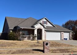 Short-sale in  HAY STACK LN Oklahoma City, OK 73170