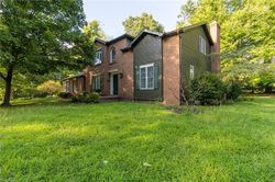 Short-sale Listing in OAK FOREST DR NILES, OH 44446