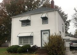 Short-sale Listing in TRACY AVE EUCLID, OH 44123