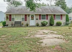 Short-sale in  S DENNIS DR Clayton, NJ 08312