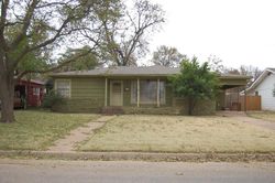 Short-sale in  E 14TH ST Sweetwater, TX 79556