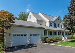 Short-sale in  FOX GLEN DR Stamford, CT 06903