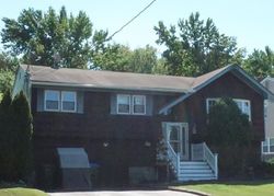 Short-sale in  GLENVILLE RD Edison, NJ 08817