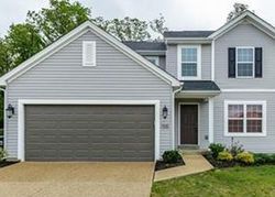Short-sale Listing in ENGLISH MANOR DR WENTZVILLE, MO 63385