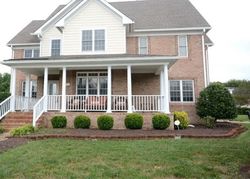 Short-sale in  GREAT MARSH CIR Chesapeake, VA 23320